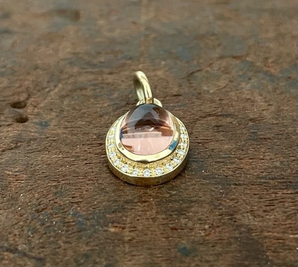 rosa Turmalin in Roségold mit 22 Brillanten