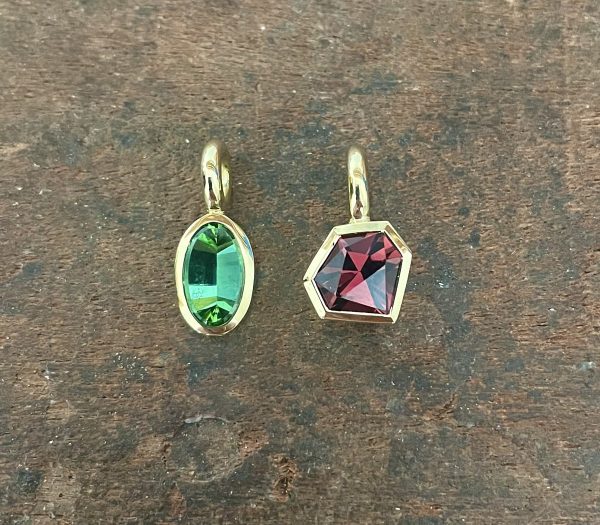 Turmalin in 750/-Gelbgold mit einem Brillanten