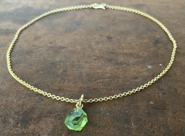 Peridot Klunker mit 750/-Gelbgold