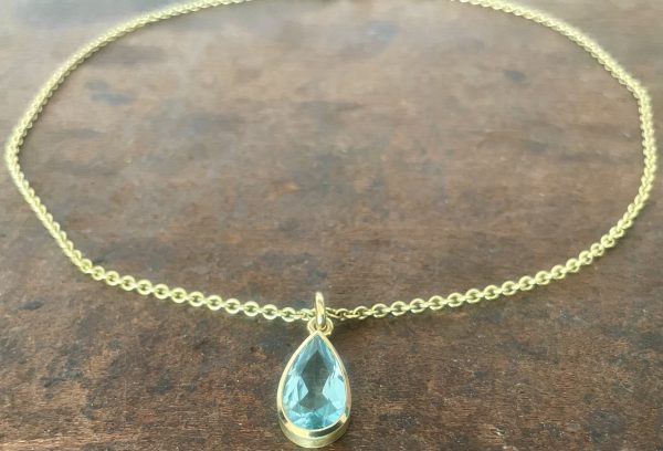 Aquamarin Anhänger in 750/-Gelbgold
