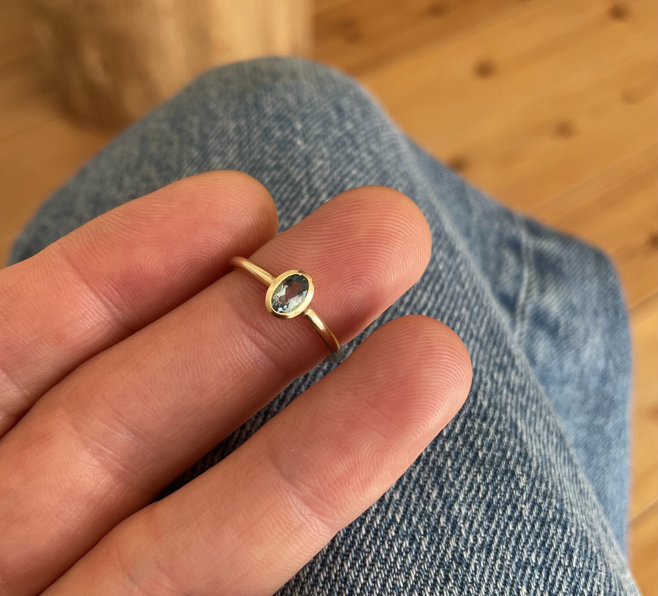 Ring mit Aquamarin und Brillant